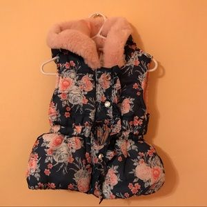 Sleeveless puffer vest / baby girl outware vest